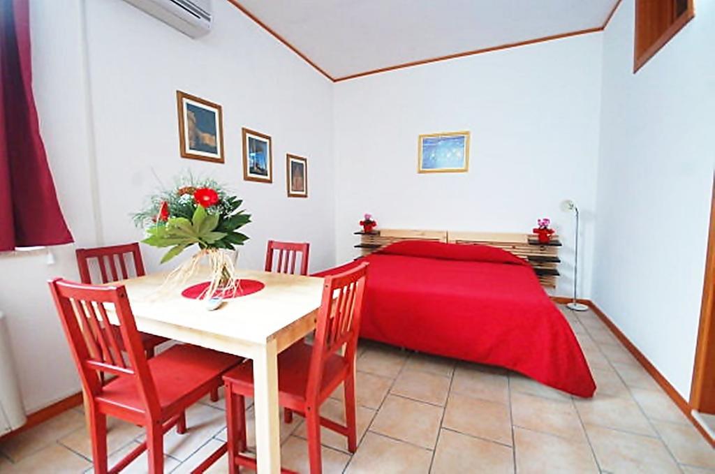 Hotel Residence Lupiae Lecce Ngoại thất bức ảnh