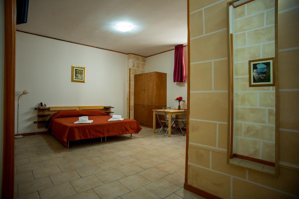 Hotel Residence Lupiae Lecce Ngoại thất bức ảnh