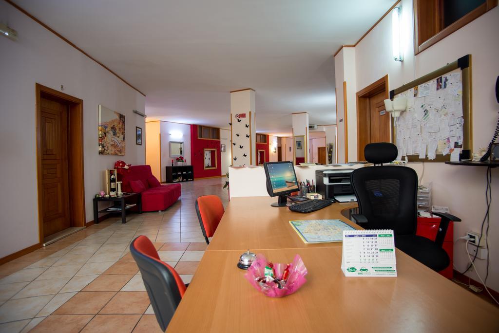 Hotel Residence Lupiae Lecce Ngoại thất bức ảnh