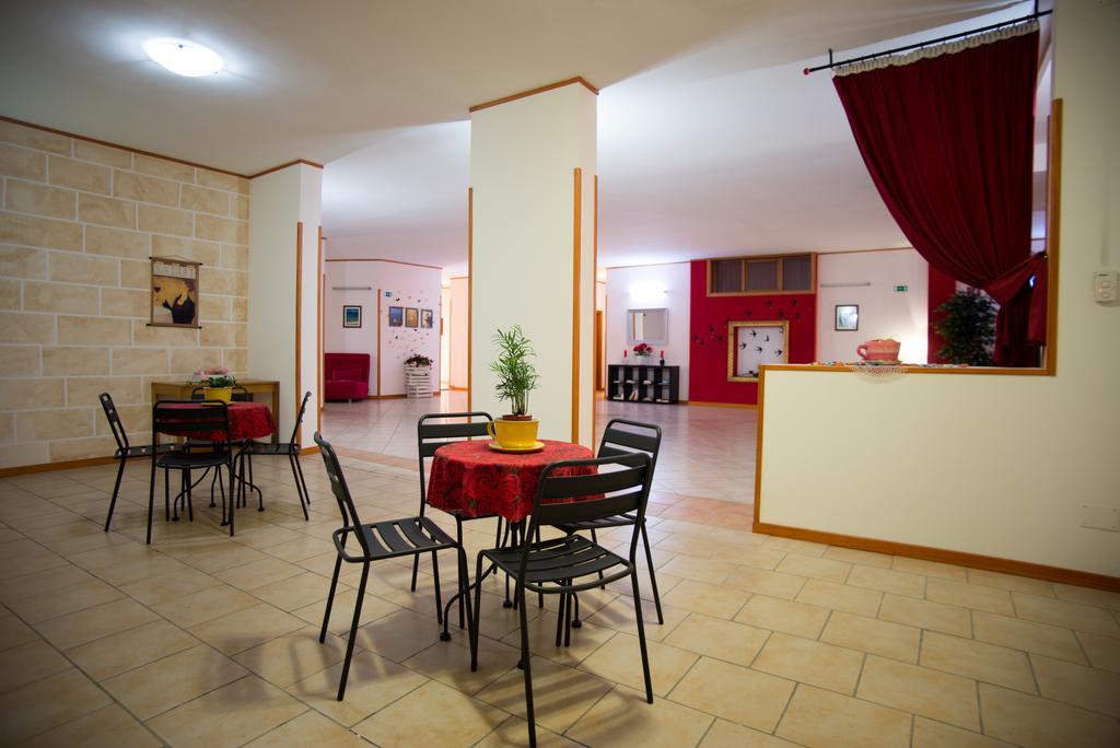 Hotel Residence Lupiae Lecce Ngoại thất bức ảnh